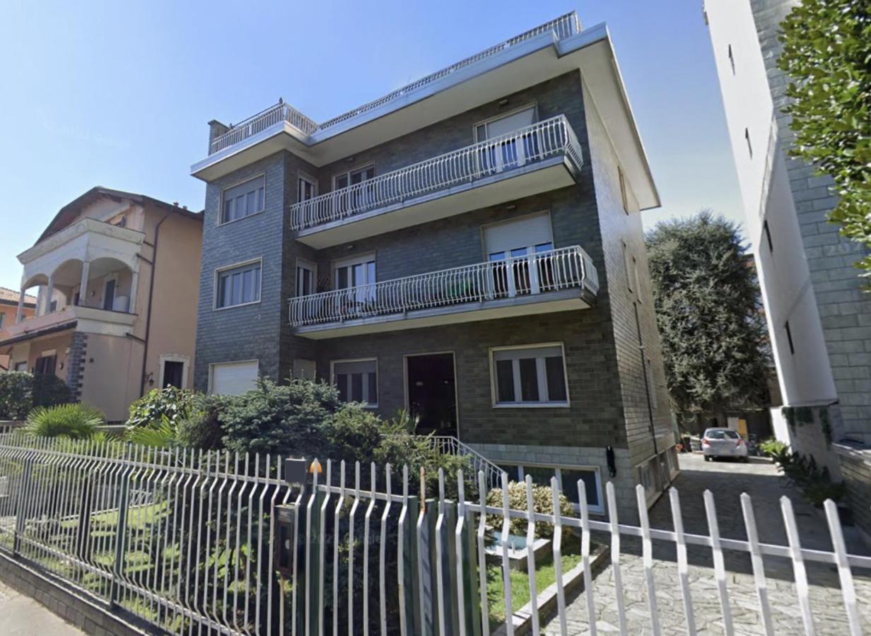 R39 Modern Apartment With Private Parking Mediolan Zewnętrze zdjęcie